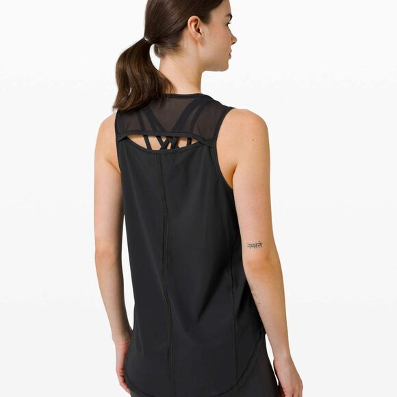 LULULEMON Sculpt Tank Top Black Vented Size 4/6 Run Train Lightweight Like New - Picture 1 of 12